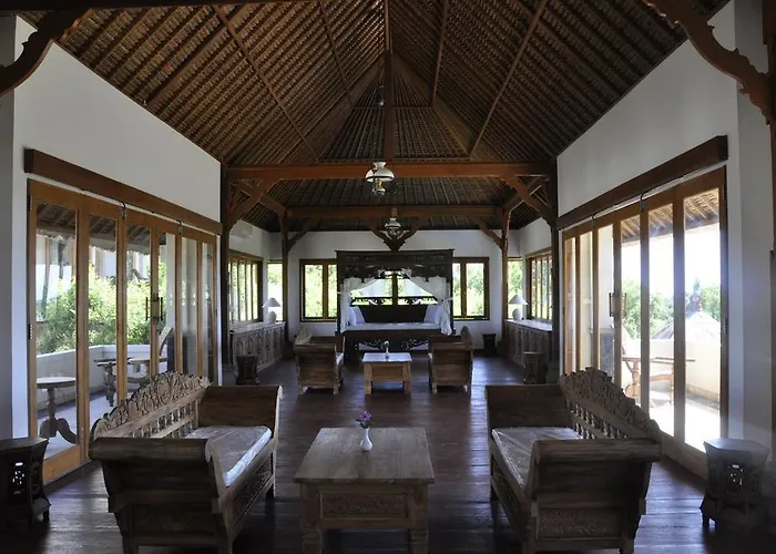 Santi Sari Boutique Hotel 5*