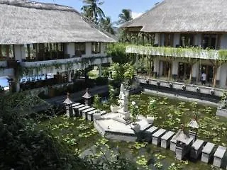 Santi Sari Boutique
